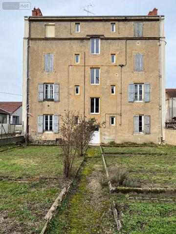 Appartement à rénover à vendre à Paray-le-Monial en Saône-et-Loire (71600), ref : A-P-B   
CENTRE VILLE