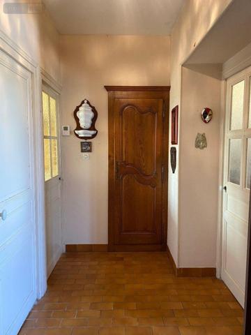 Appartement à rénover à vendre à Paray-le-Monial en Saône-et-Loire (71600), ref : A-P-B   
CENTRE VILLE