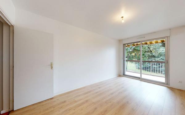 Appartement à vendre    2 pièces • 65,02 m2 Lyon 4
