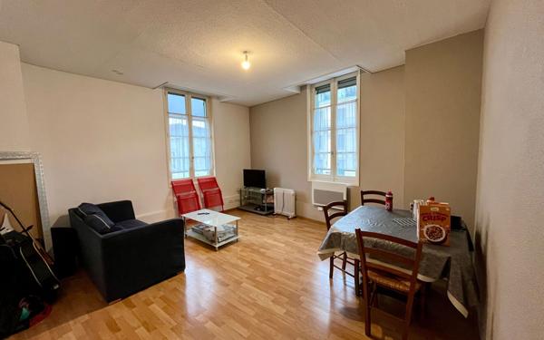 Appartement à vendre    3 pièces • 65 m2 Castres