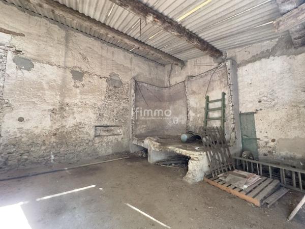 Garage , remise , cave