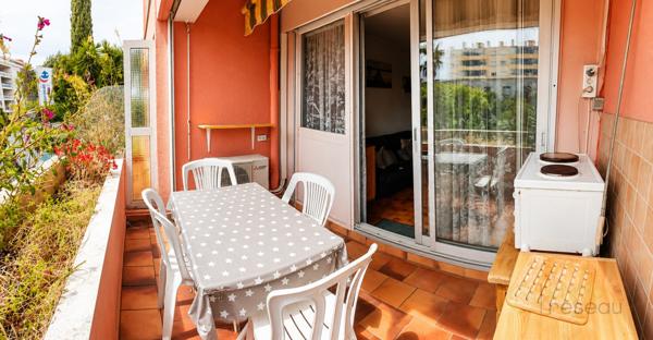 Appartement à LE LAVANDOU (83980)