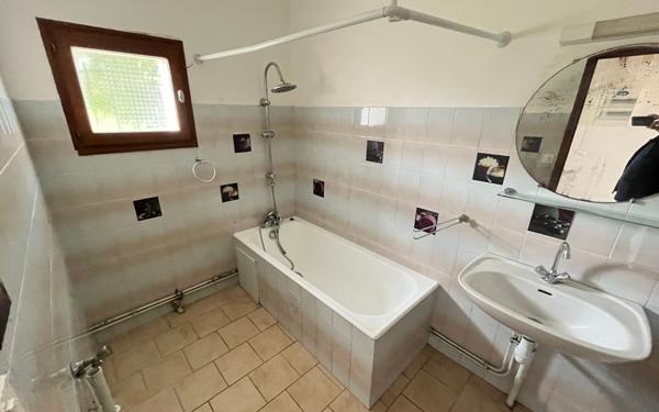 Maison à vendre    6 pièces • 132 m2 Narrosse