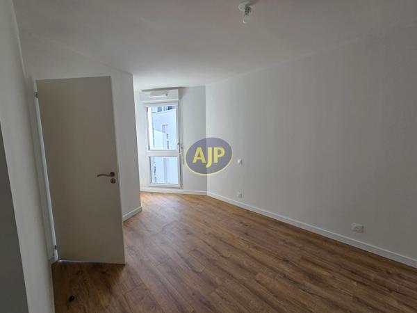 Appartement à louer Nantes : 2 pièces, 40m² avec 1 chambre(s) à 603€ - AJP Immobilier Nantes Sud