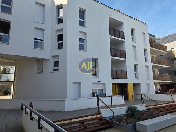 Appartement à louer Nantes : 2 pièces, 40m² avec 1 chambre(s) à 603€ - AJP Immobilier Nantes Sud