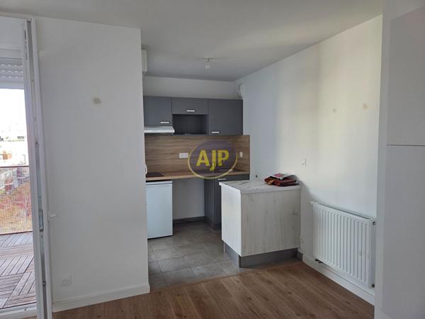 Appartement à louer Nantes : 2 pièces, 40m² avec 1 chambre(s) à 603€ - AJP Immobilier Nantes Sud