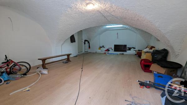 Immeuble à vendre  453 m2 LE NOYER - 05