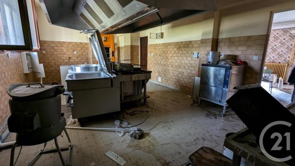 Immeuble à vendre  453 m2 LE NOYER - 05