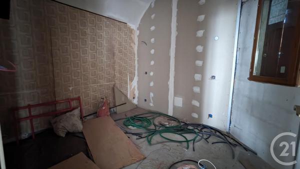 Immeuble à vendre  453 m2 LE NOYER - 05