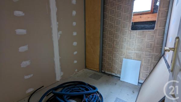 Immeuble à vendre  453 m2 LE NOYER - 05