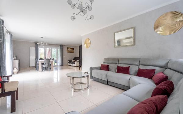 Maison à vendre    8 pièces • 210 m2 Dardilly