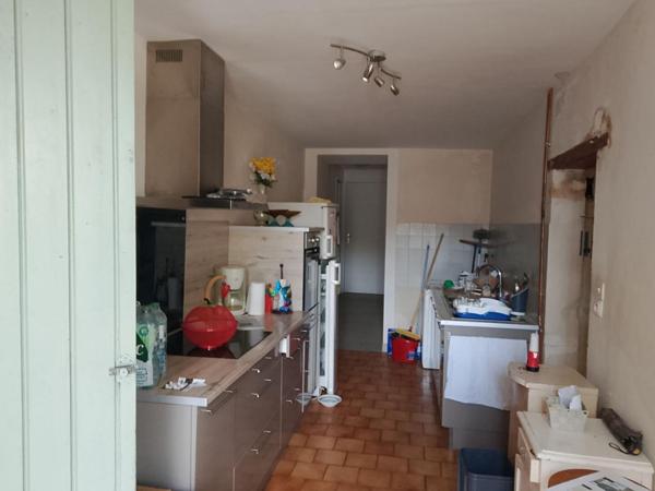Maison à 15 minutes de Cognac et 5 minutes de Jarnac 6 pièce(s) 106 m2