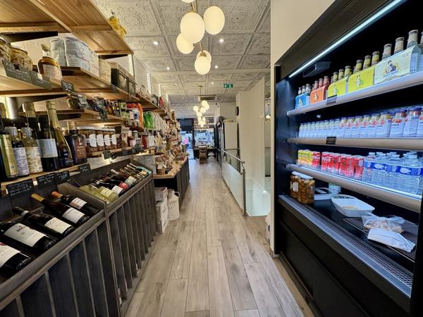 Local Commercial au coeur au quartier Becon Courbevoie 769 000 €