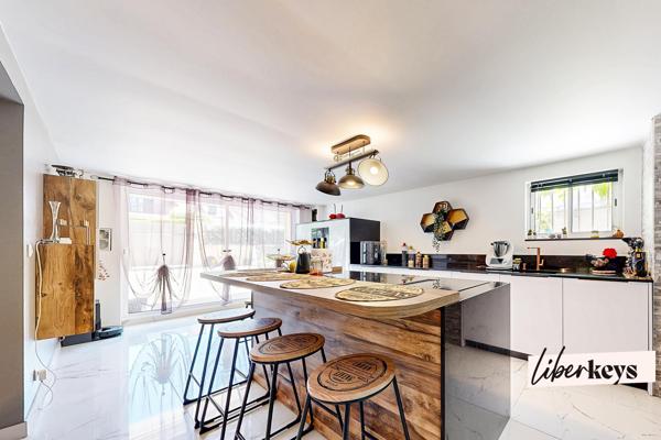 Maison de caractère - 172 m² - 6 pièces - Terrain 757 m² - Claye-Souilly - Quartier résidentiel calme