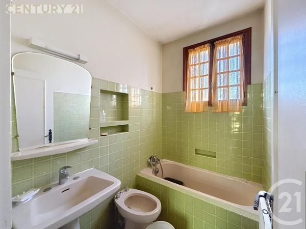 Maison à vendre  6 pièces - 124,80 m2 MONTPON MENESTEROL - 24