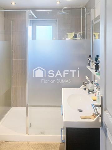 Maison 180 m2 familiale avec piscine et grand terrain