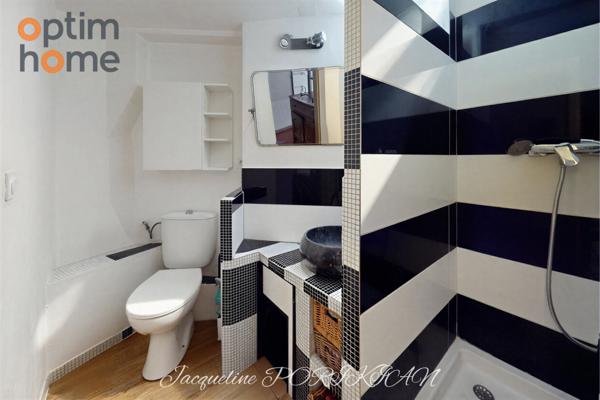 Appartement T2 en duplex au coeur de LOURMARIN (84)- authenticité et charme