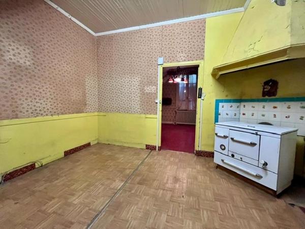 Maison 93 415 € Capdenac 7 p 209 m² DPE F