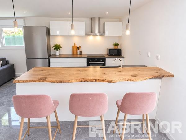Plain pied semi individuel développant environ 105m² habitables CARVIN