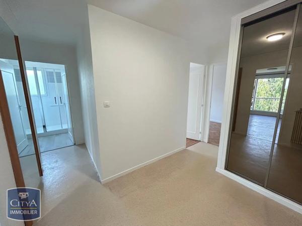 Appartement à louer 3 pièces 65.3m² Nevers (58000)