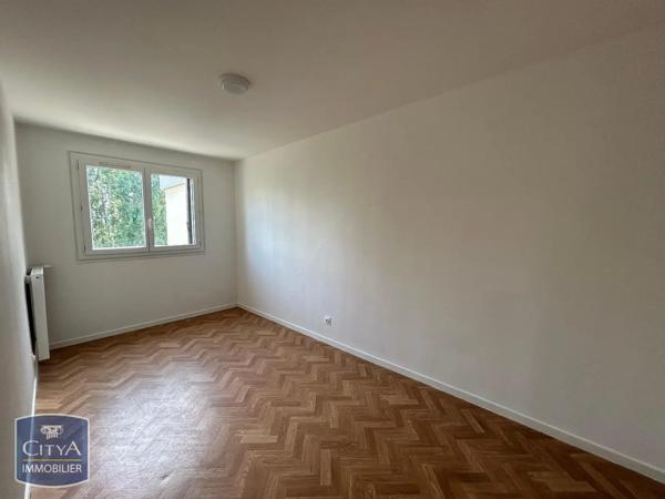 Appartement à louer 3 pièces 65.3m² Nevers (58000)