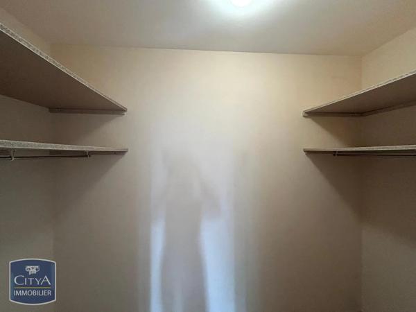 Appartement à louer 3 pièces 65.3m² Nevers (58000)