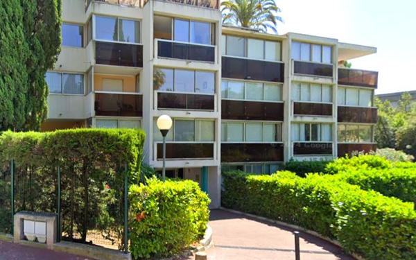 Appartement à vendre    2 pièces • 40,97 m2 Cannes