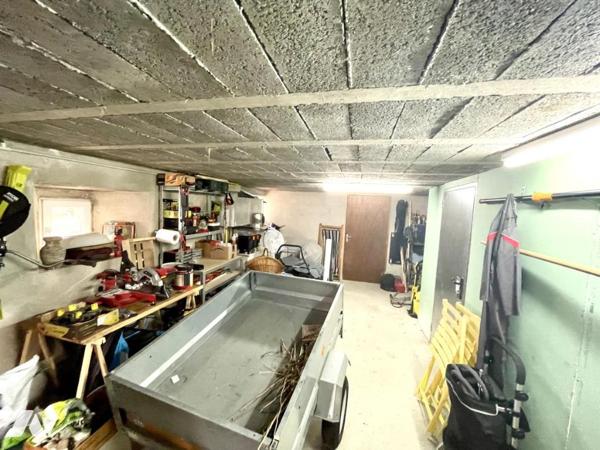  A VENDRE - MAISON DE CAMPAGNE AVEC STUDIO INDEPENDANT A FOURNELS (LOZERE)