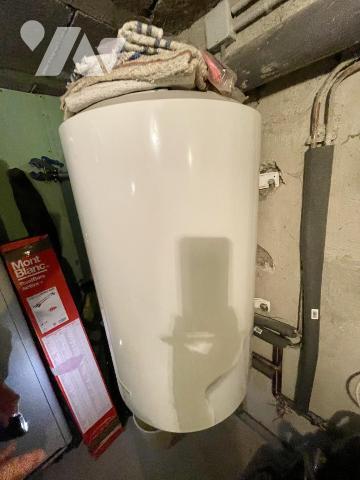  A VENDRE - MAISON DE CAMPAGNE AVEC STUDIO INDEPENDANT A FOURNELS (LOZERE)