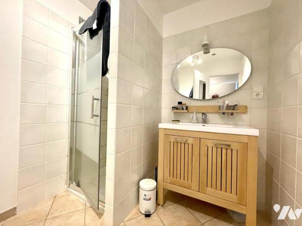  A VENDRE - MAISON DE CAMPAGNE AVEC STUDIO INDEPENDANT A FOURNELS (LOZERE)