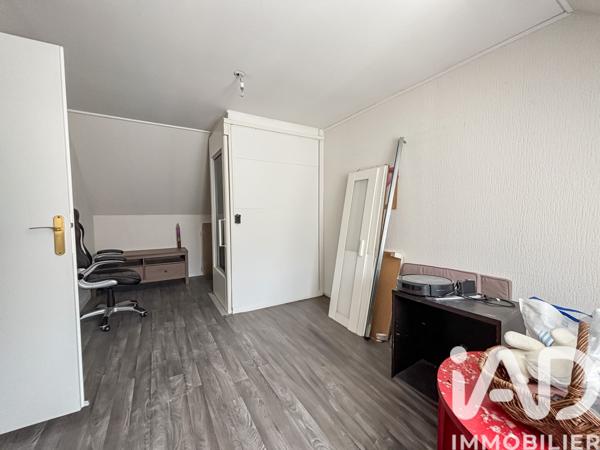 Maison à vendre 6 pièces 139 m² Saint-Pierre-lès-Nemours