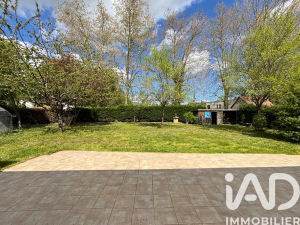 Maison à vendre 6 pièces 139 m² Saint-Pierre-lès-Nemours