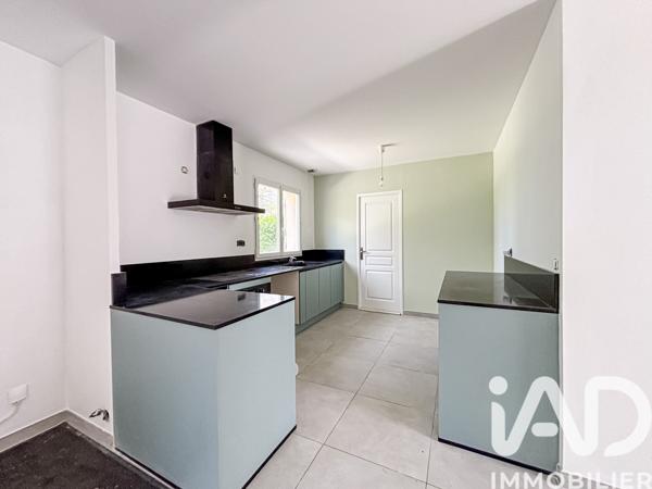 Maison à vendre 6 pièces 139 m² Saint-Pierre-lès-Nemours