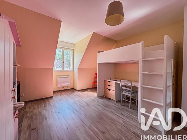 Maison à vendre 6 pièces 139 m² Saint-Pierre-lès-Nemours