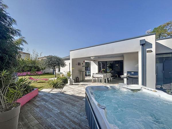 Maison Contemporaine de 138 m² à Challans sur terrain 700 m²