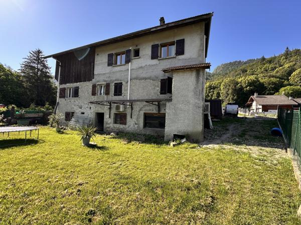 MAISON DIVISIBLE À FORT POTENTIEL – IDÉAL INVESTISSEURS / MARCHANDS DE BIENS