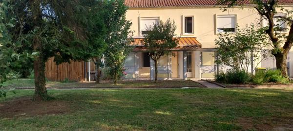 AGEN centre Immeuble 8 pièce(s) 218.71 m2