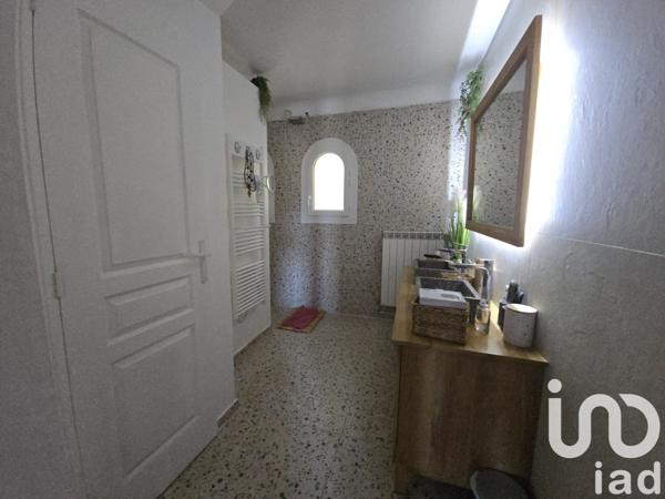 Maison à vendre 7 pièces 180 m² Le Revest-les-Eaux