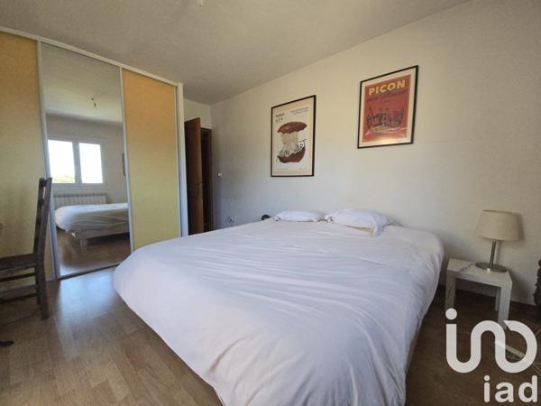 Maison à vendre 7 pièces 180 m² Le Revest-les-Eaux