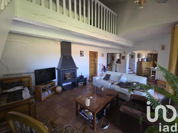 Maison à vendre 7 pièces 180 m² Le Revest-les-Eaux