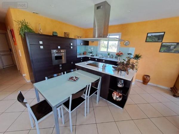 Maison à vendre à Alleuze dans le Cantal (15100), ref : 044/1240