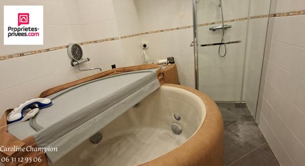 Maison  7 pièce(s) 214 m2