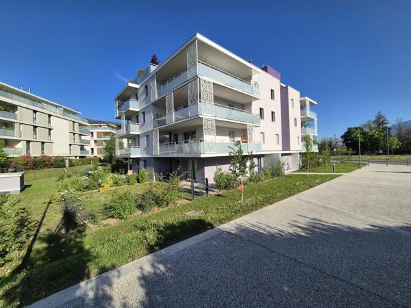 Saint-Jorioz (74410) Bel appartement de type 3, 69,17 m², avec 2 terrasses et 1 garage