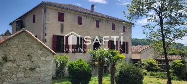 Demeure de caractère avec jardin et dépendances