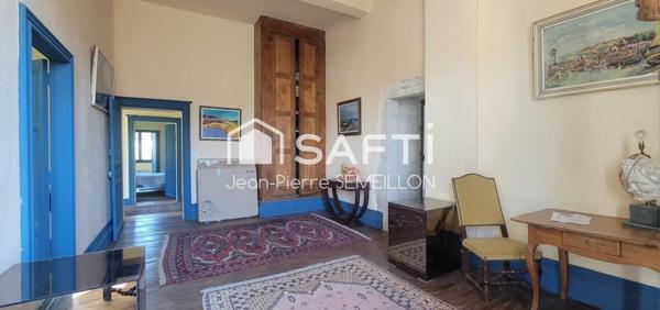 Demeure de caractère avec jardin et dépendances