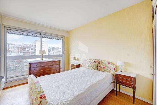 2 pièces à 3min de la Rue du Rendez-vous balcon + box 48.18 m2