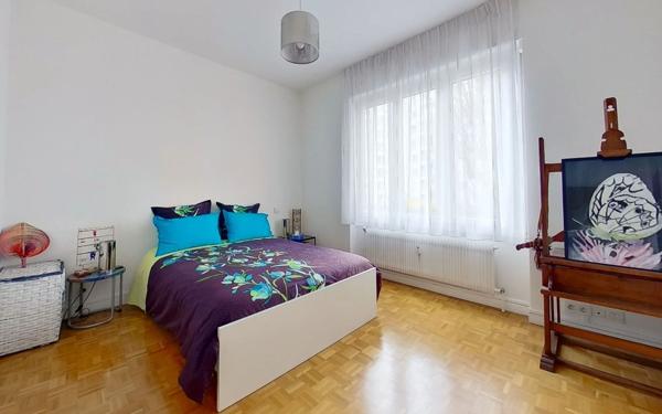 Appartement à vendre    5 pièces • 172,69 m2 Lyon 6