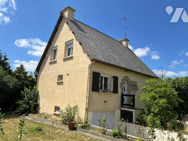 DINAN centre - maison de 5 chambres