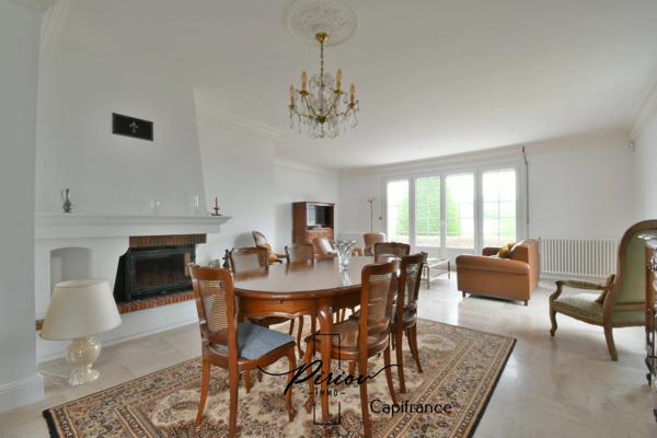 Maison familiale au coeur de Doué la Fontaine - Potentiel de 6 chambres