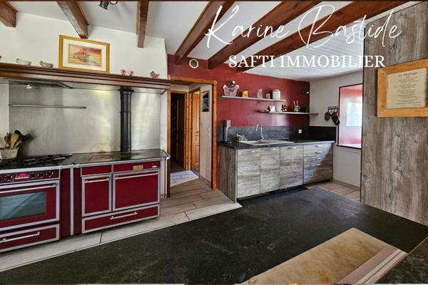 Corps de ferme de prestige composé de 2 maisons indépendantes